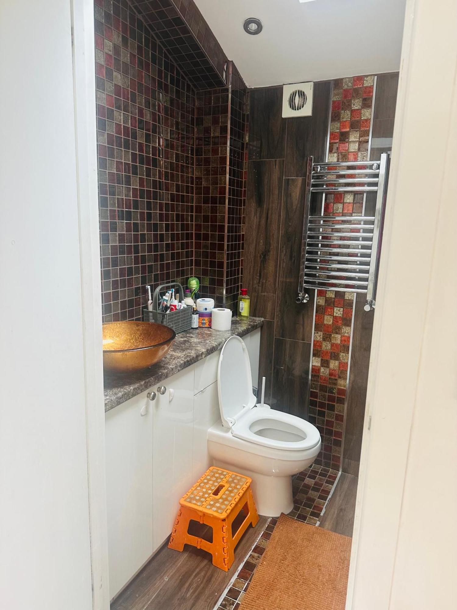 Beautiful Home In London With Easy Access To Central London Sutton  Buitenkant foto