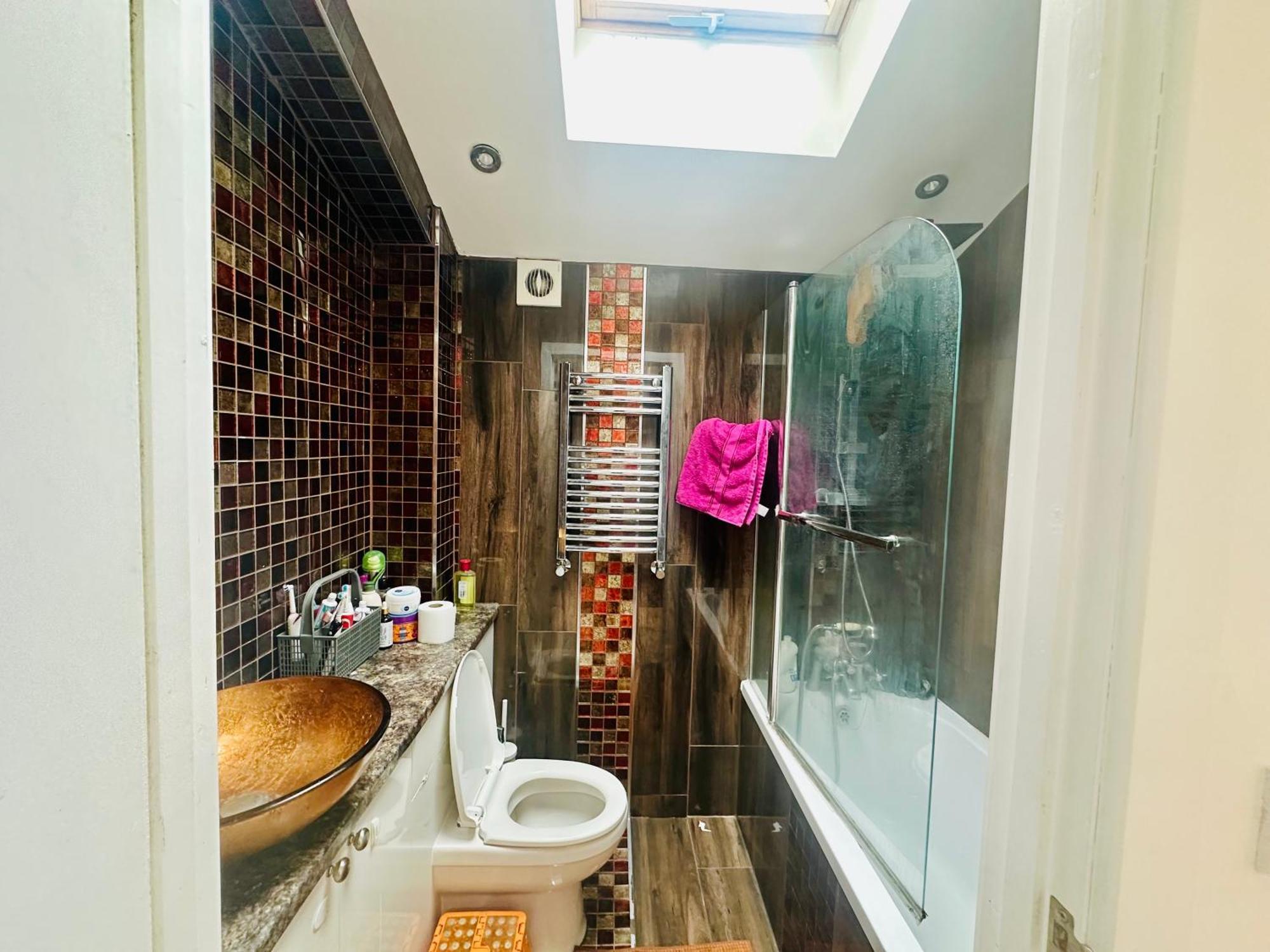 Beautiful Home In London With Easy Access To Central London Sutton  Buitenkant foto
